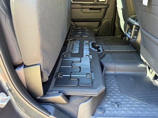 2026 Ram 3500 - Image 19 of 21