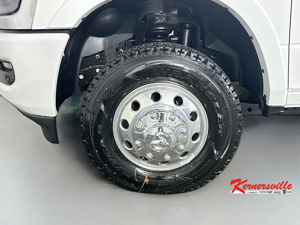 2026 Ram 3500 - Image 16 of 20