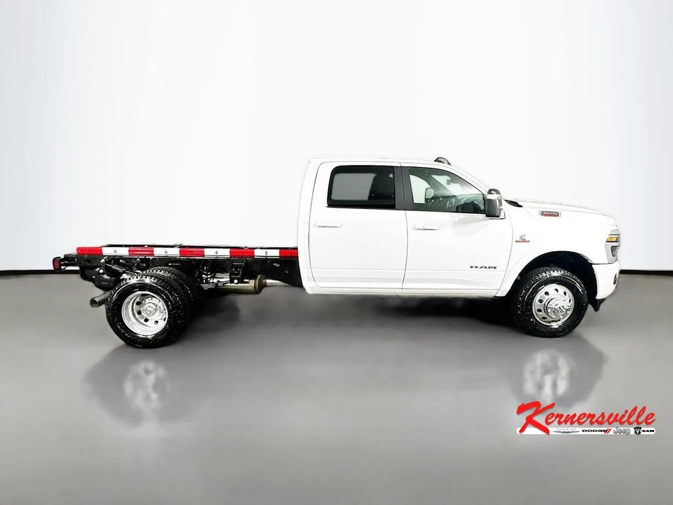2026 Ram 3500 - Image 8 of 12