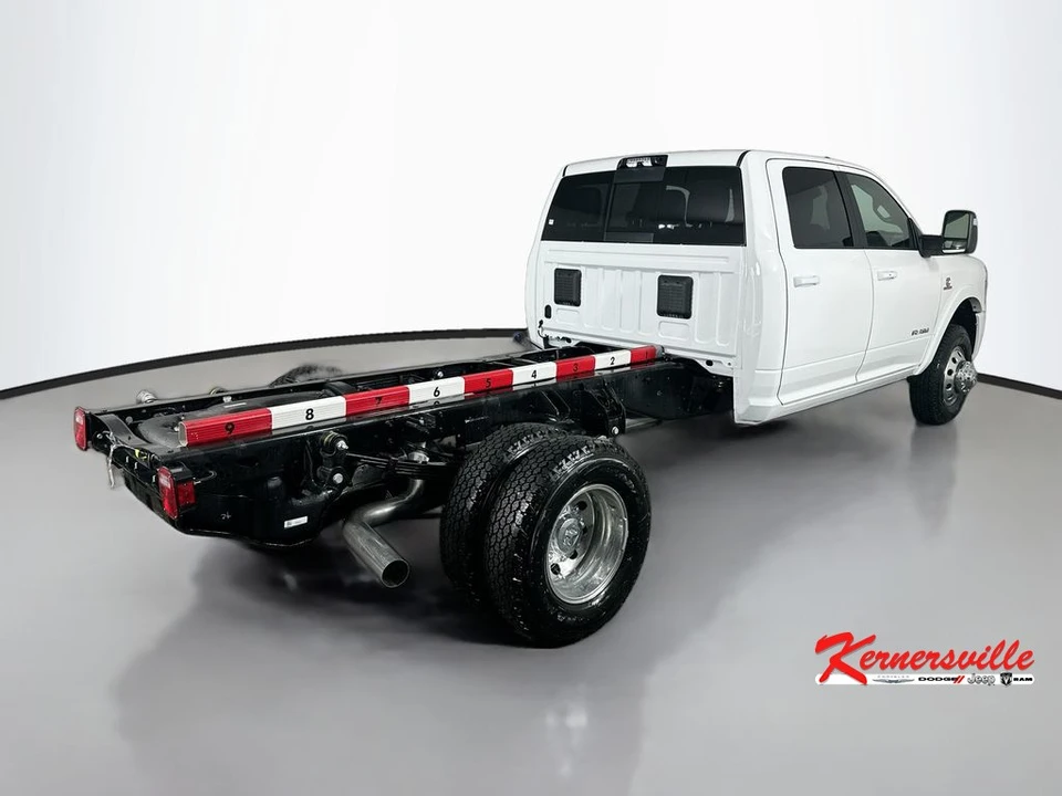 2026 Ram 3500 - Image 7 of 12