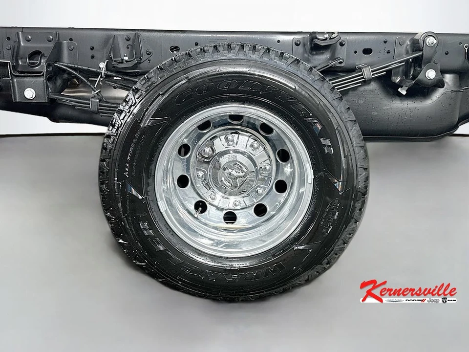 2026 Ram 3500 - Image 16 of 21