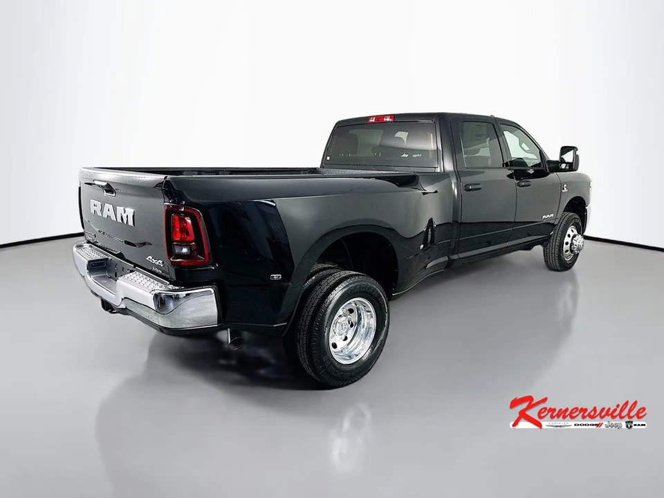 2026 Ram 3500 - Image 7 of 21