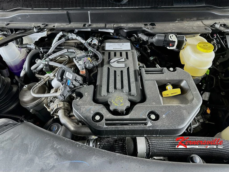 2026 Ram 3500 - Image 17 of 21