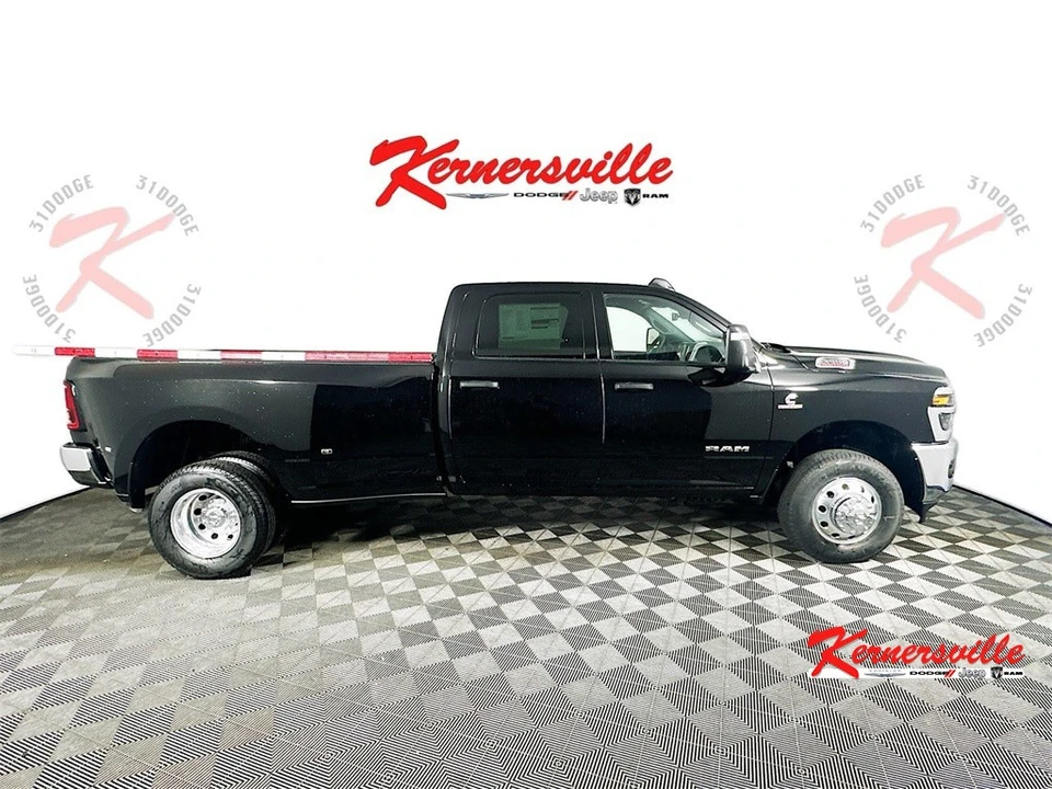 2026 Ram 3500 - Image 8 of 21