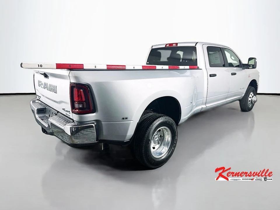 2026 Ram 3500 - Image 7 of 12