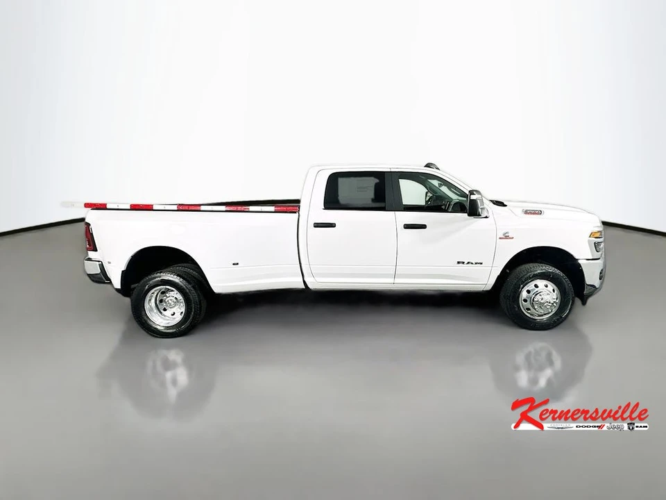 2026 Ram 3500 - Image 8 of 12
