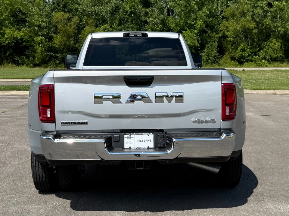 2026 Ram 3500 - Image 5 of 31