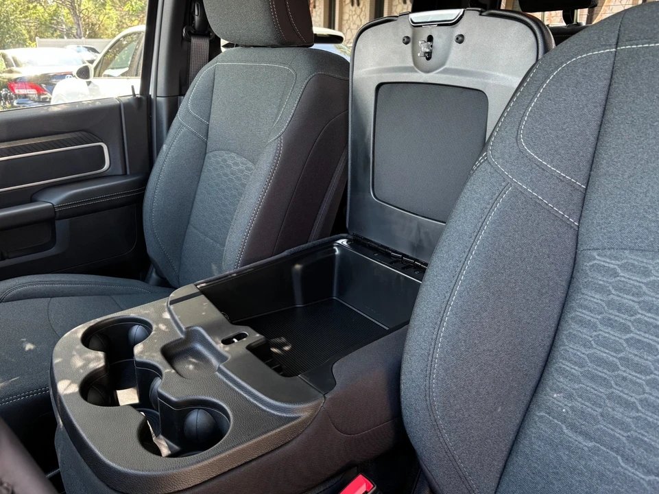 2026 Ram 3500 - Image 14 of 31