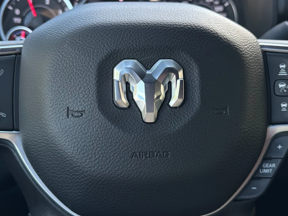 2026 Ram 3500 - Image 27 of 31