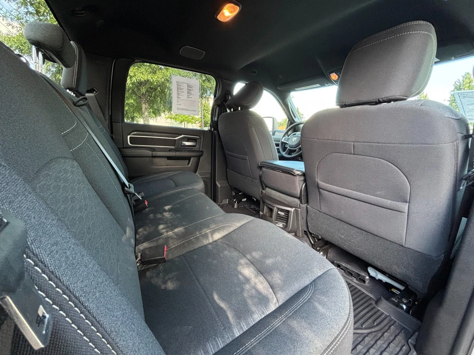 2026 Ram 3500 - Image 20 of 31