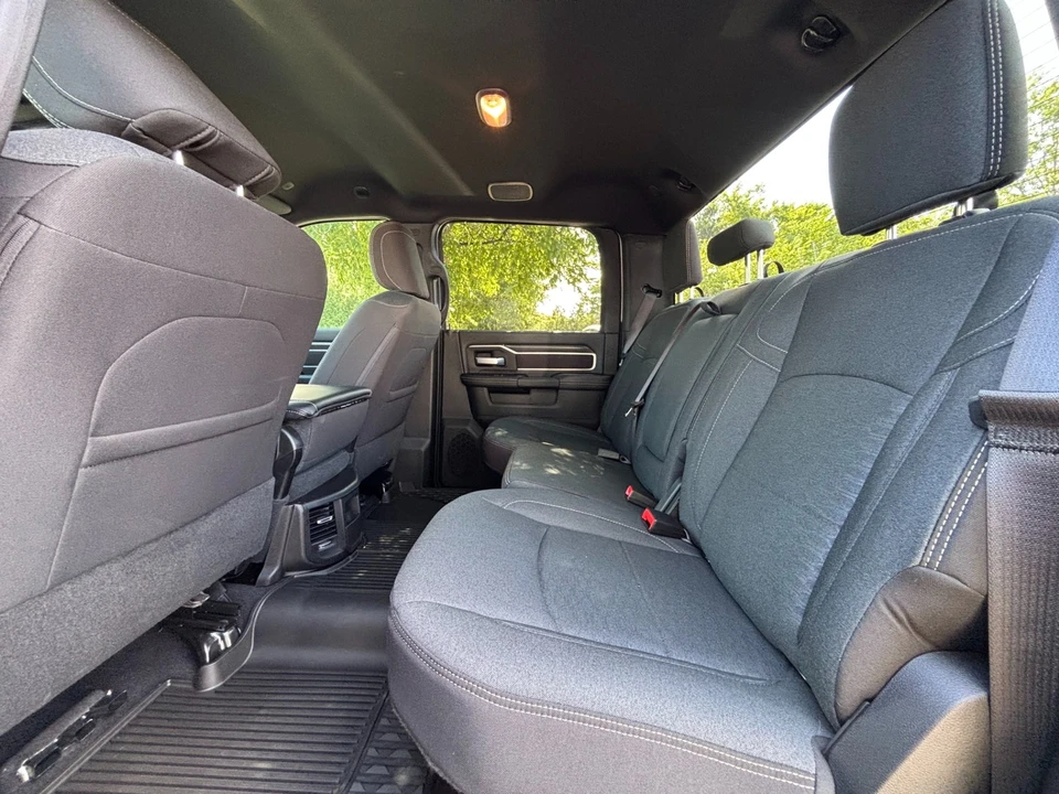 2026 Ram 3500 - Image 15 of 31