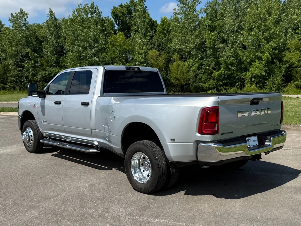 2026 Ram 3500 - Image 4 of 31
