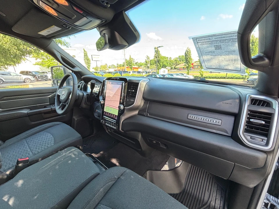 2026 Ram 3500 - Image 25 of 31