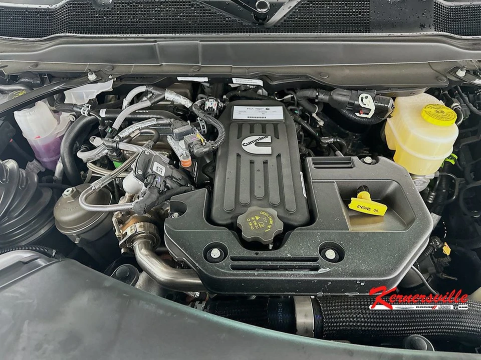 2026 Ram 3500 - Image 18 of 21