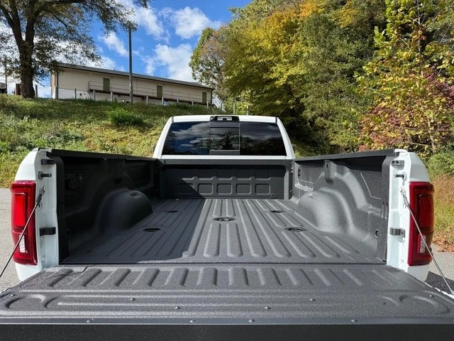 2026 Ram 3500 - Image 9 of 21