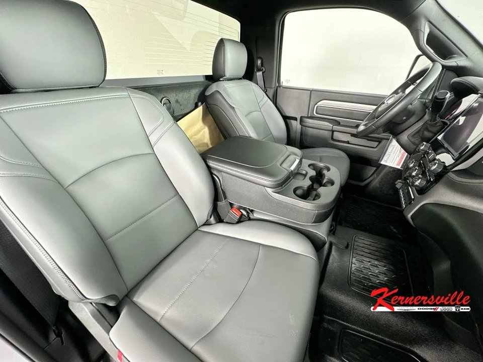 2026 Ram 3500 - Image 10 of 20