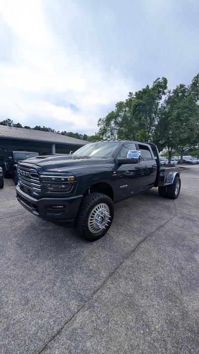 2026 Ram 3500 - Image 6 of 17