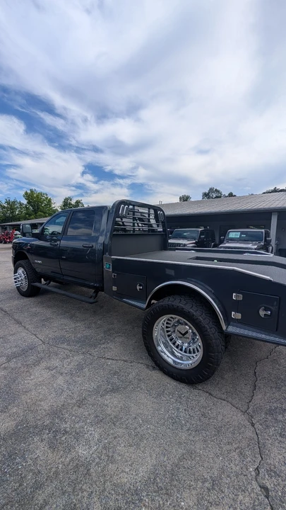 2026 Ram 3500 - Image 8 of 17