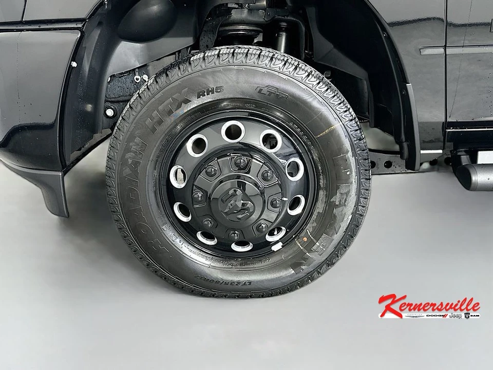2026 Ram 3500 - Image 17 of 22