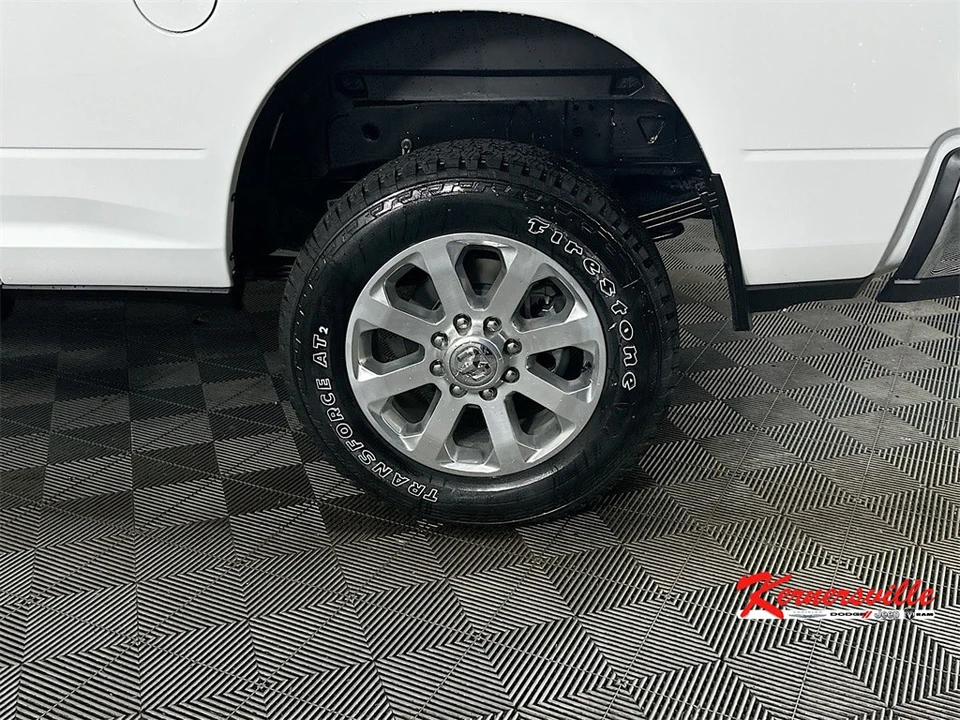 2026 Ram 3500 - Image 17 of 21