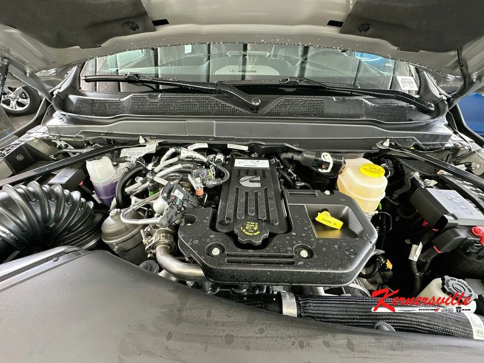 2026 Ram 3500 - Image 17 of 21