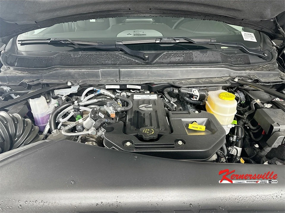 2026 Ram 3500 - Image 18 of 21