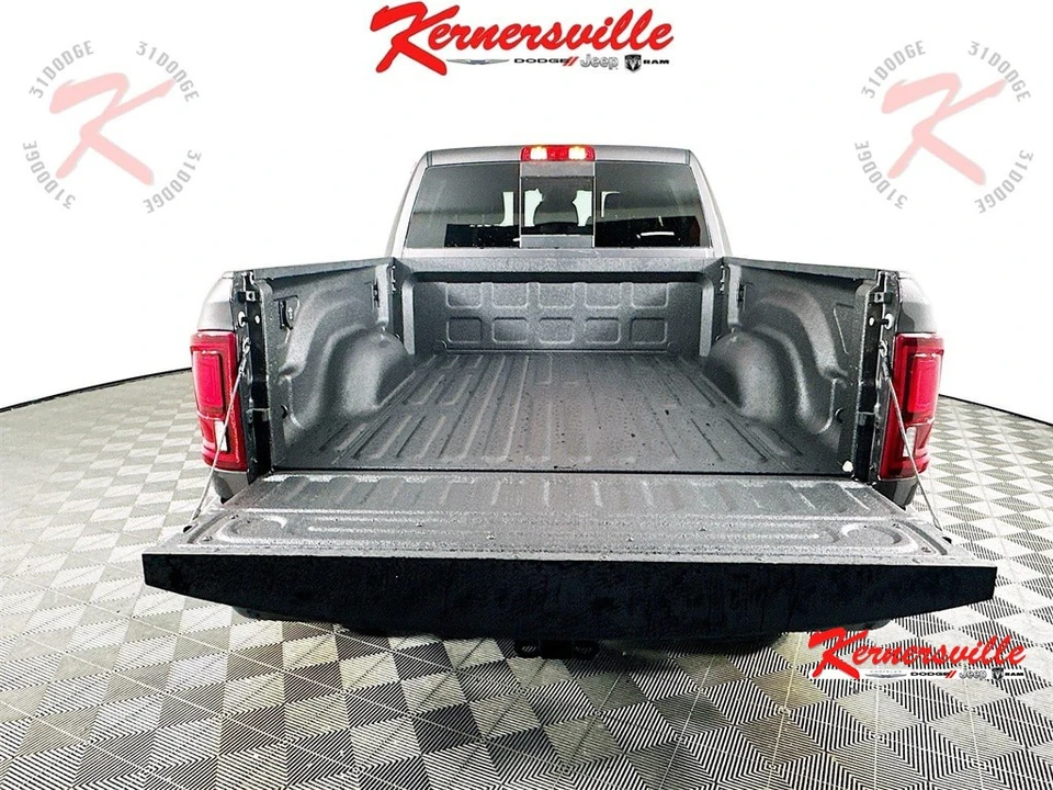 2026 Ram 3500 - Image 16 of 21