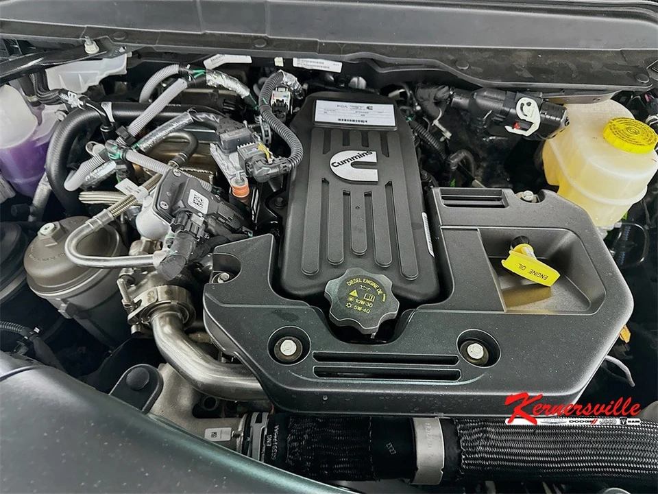 2026 Ram 3500 - Image 18 of 21