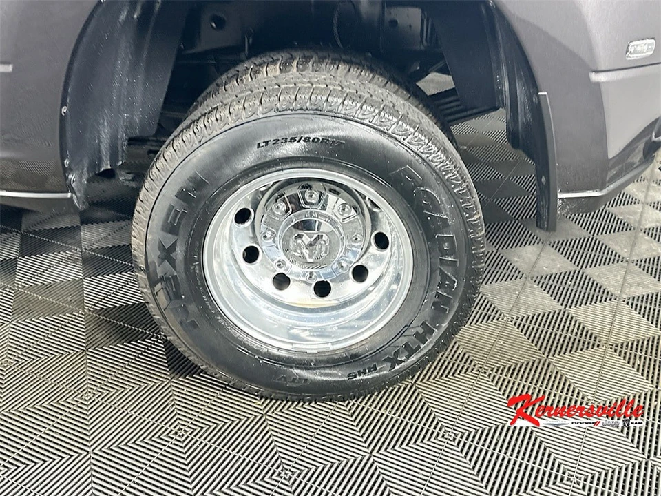 2026 Ram 3500 - Image 17 of 21