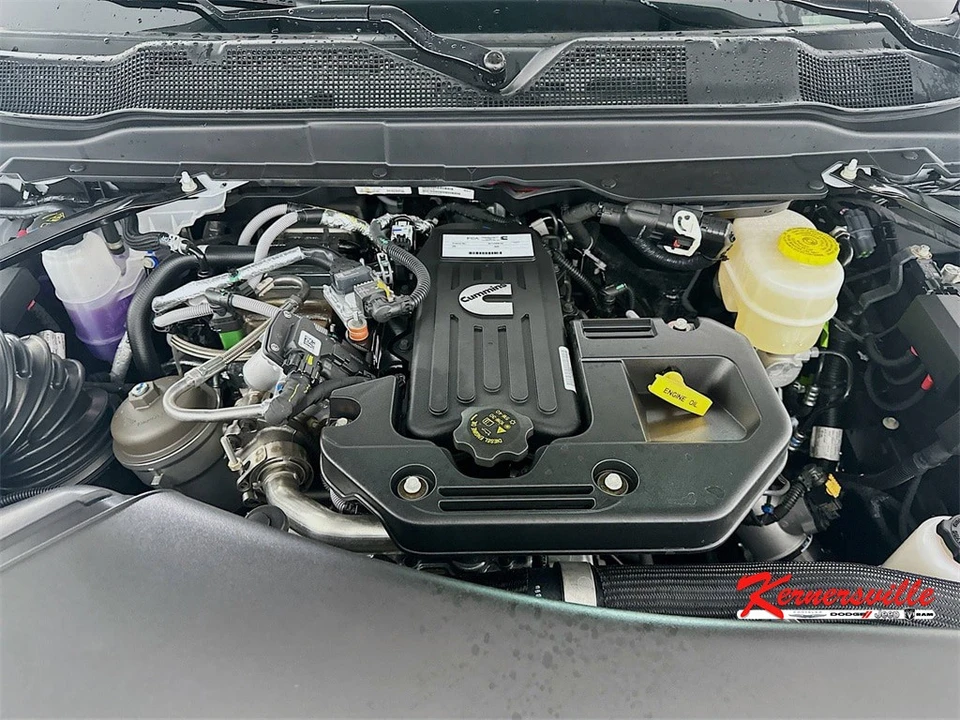 2026 Ram 3500 - Image 18 of 21