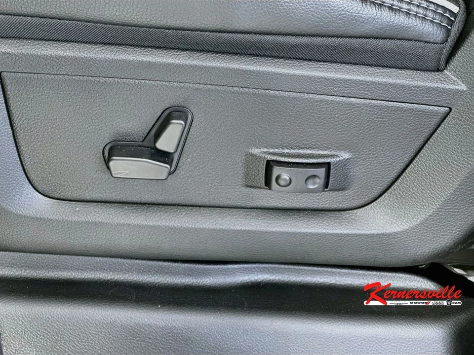 2026 Ram 3500 - Image 23 of 24