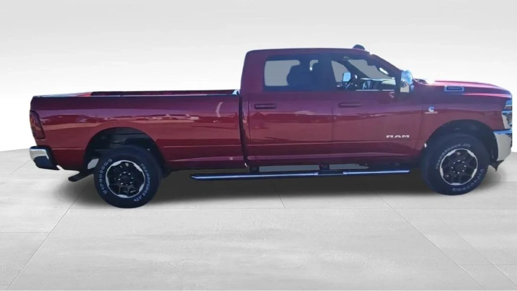 2026 Ram 3500 - Image 9 of 21