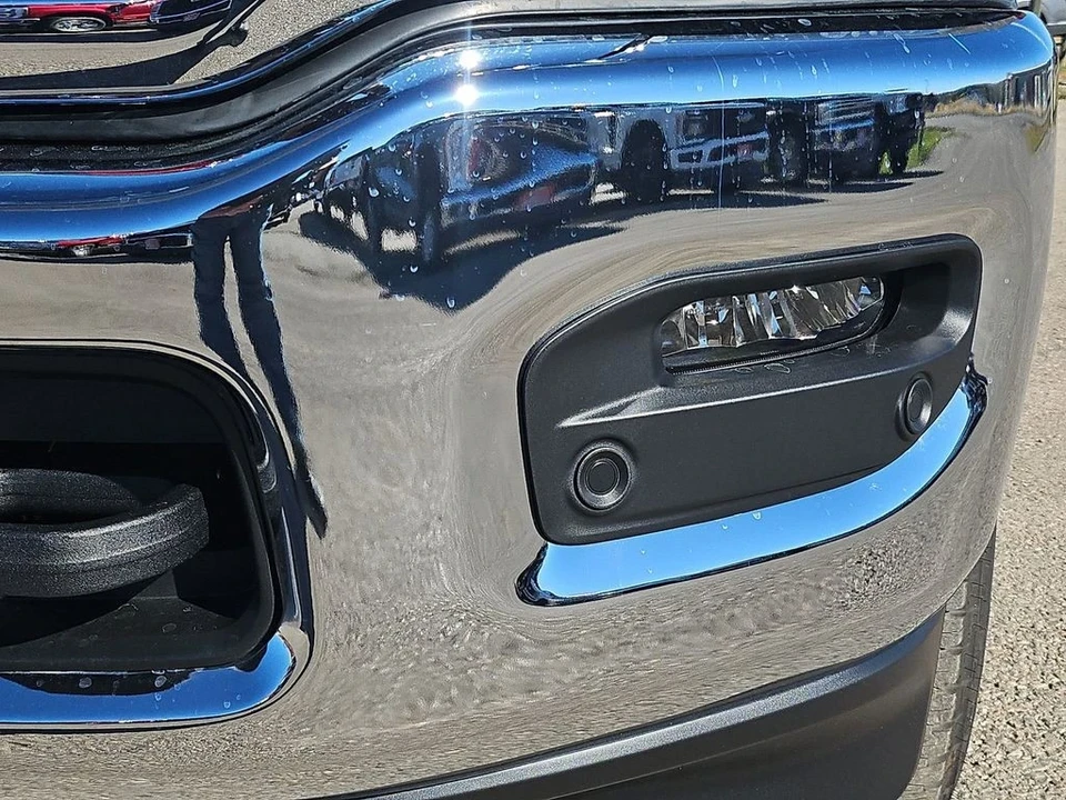 2026 Ram 3500 - Image 19 of 21