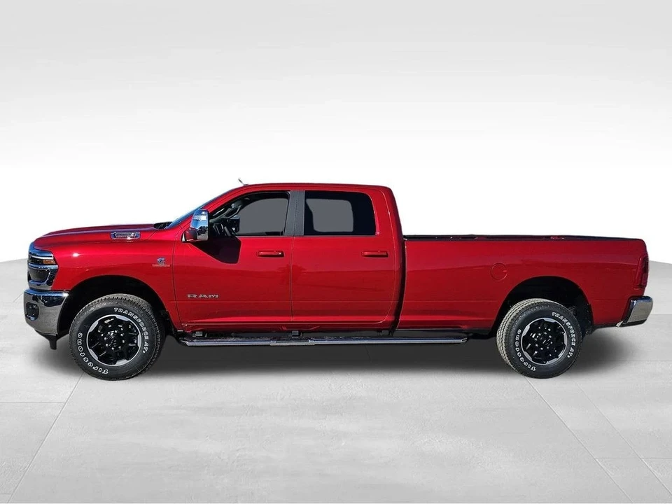 2026 Ram 3500 - Image 16 of 21