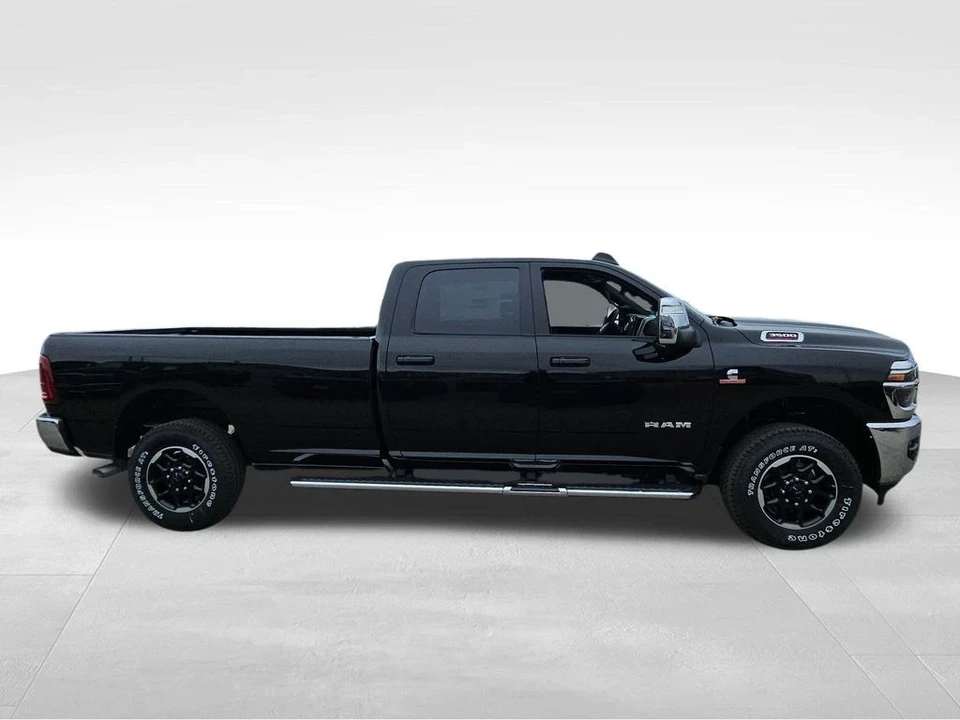 2026 Ram 3500 - Image 12 of 21