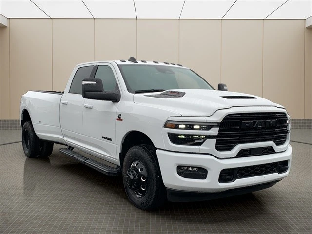 2026 Ram 3500 - Image 7 of 12