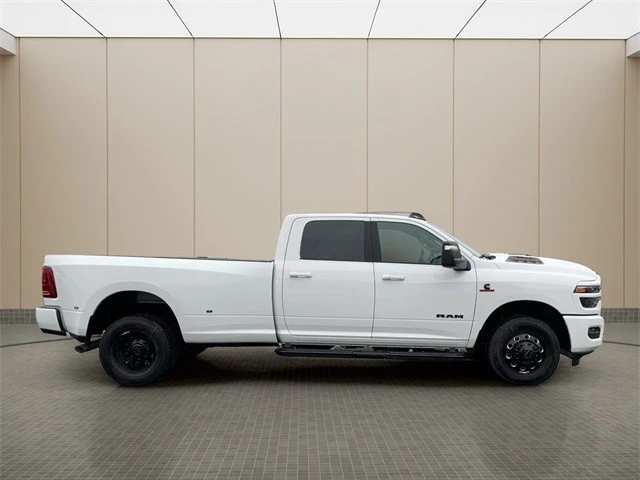 2026 Ram 3500 - Image 6 of 12