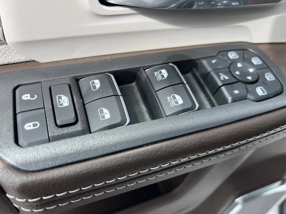 2026 Ram 3500 - Image 23 of 31