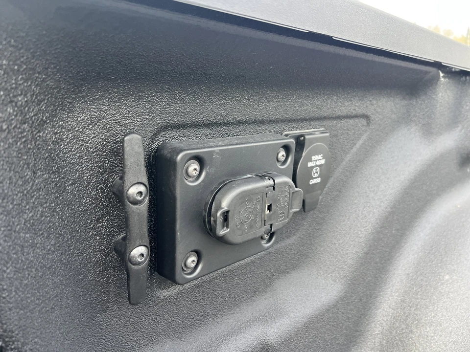 2026 Ram 3500 - Image 13 of 31