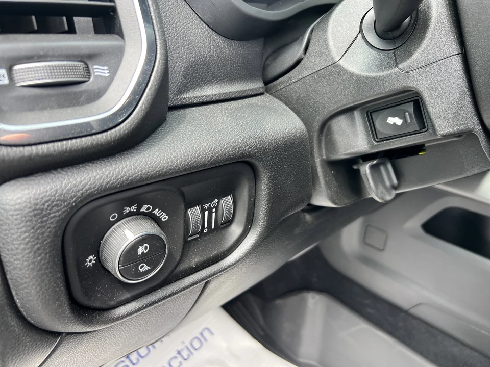 2026 Ram 3500 - Image 25 of 31