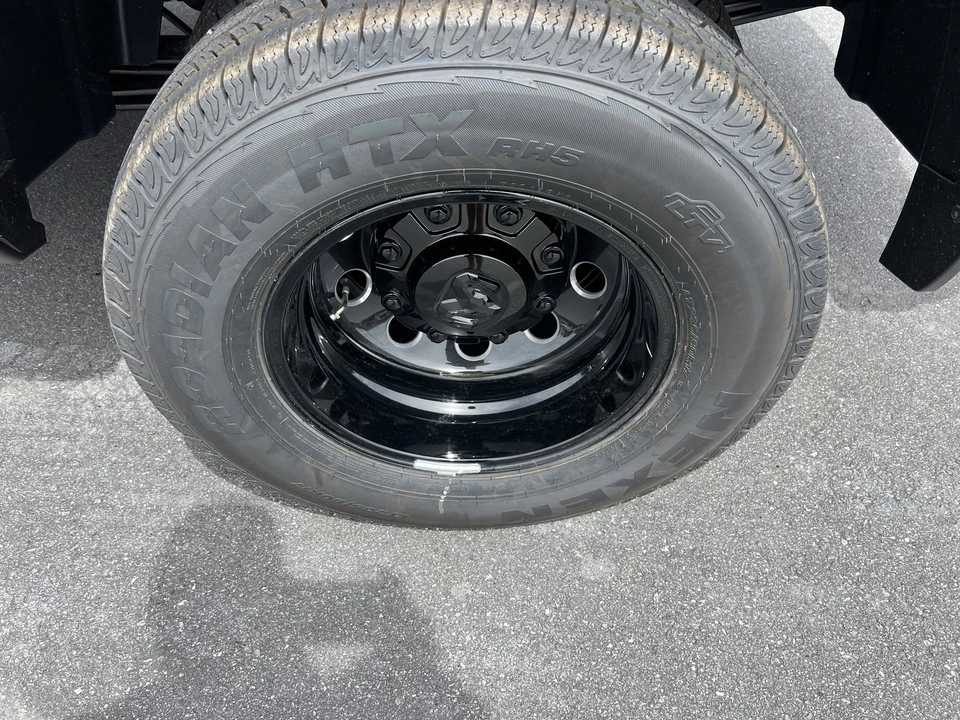 2026 Ram 3500 - Image 14 of 31
