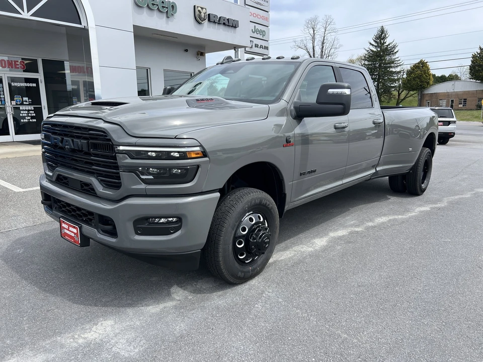 2026 Ram 3500 - Image 6 of 31
