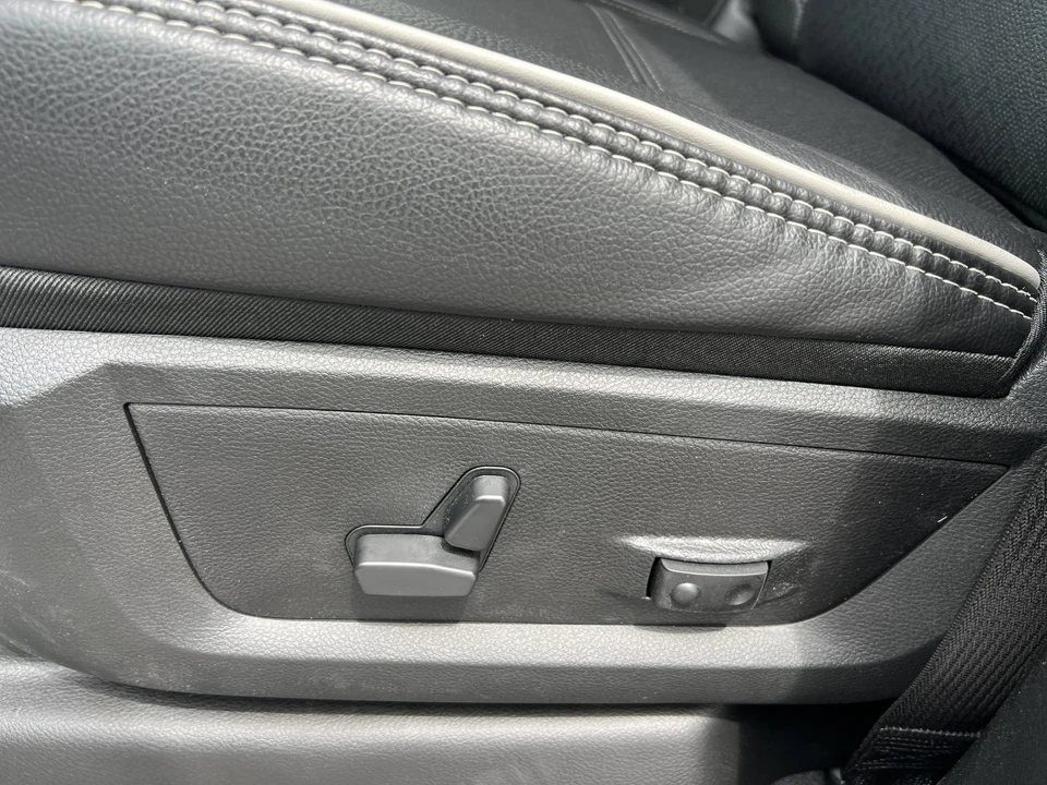 2026 Ram 3500 - Image 27 of 31