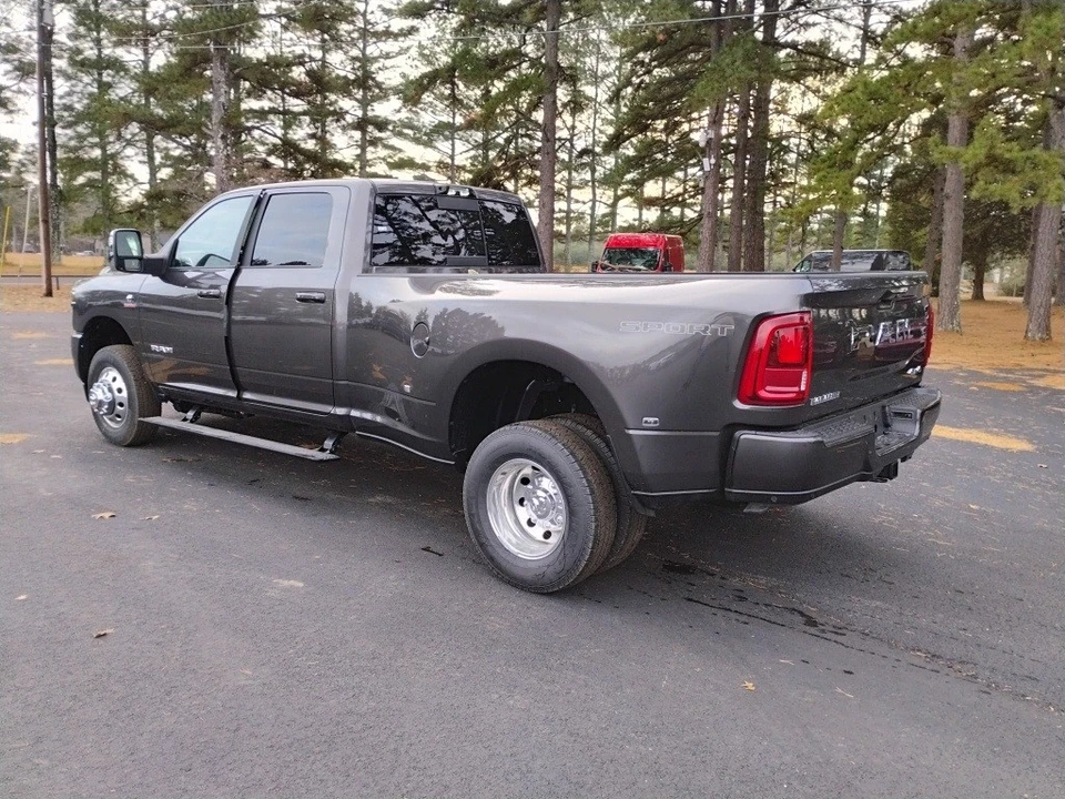2026 Ram 3500 - Image 7 of 12