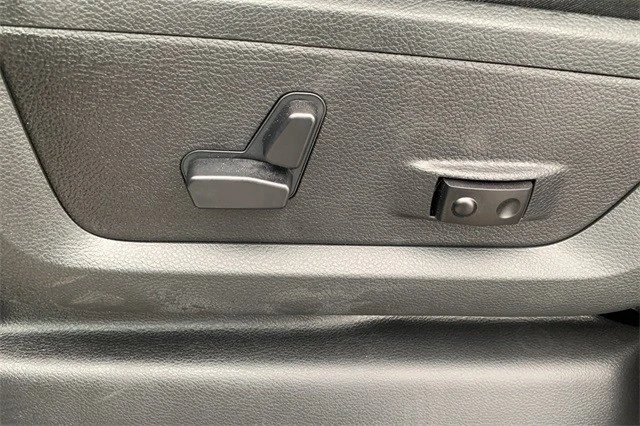 2026 Ram 3500 - Image 20 of 21