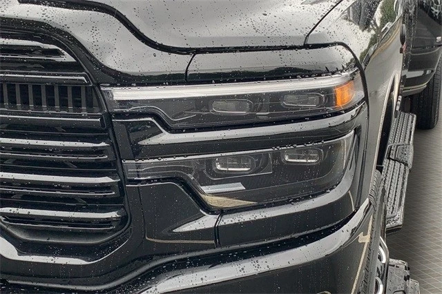 2026 Ram 3500 - Image 10 of 21