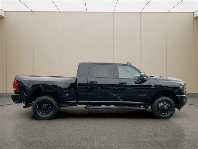 2026 Ram 3500 - Image 6 of 21