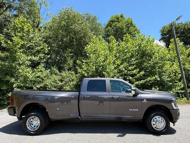 2026 Ram 3500 - Image 6 of 31