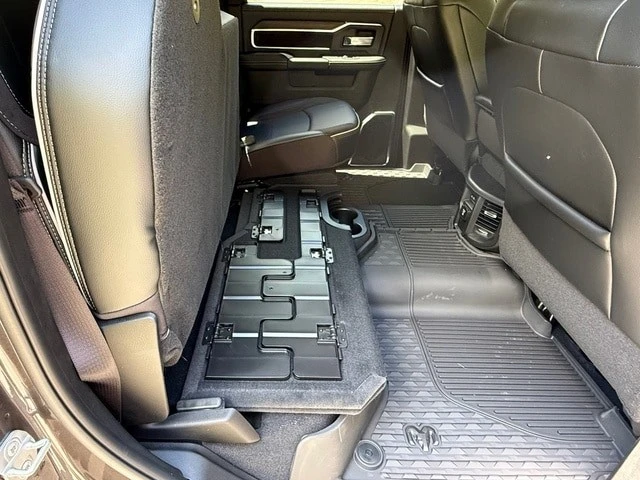 2026 Ram 3500 - Image 20 of 31