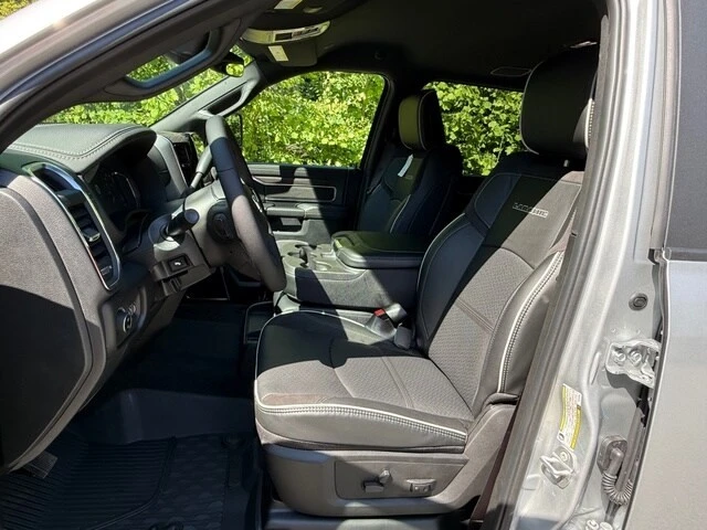 2026 Ram 3500 - Image 14 of 31